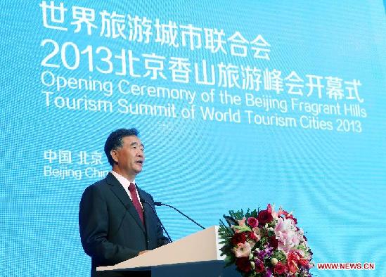Chinese vice premier addresses opening of tourism summit in Beijing