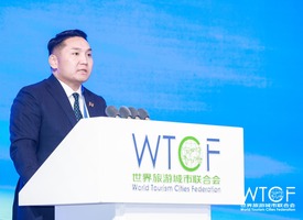 Mr. Tumurtumuu Zundui, Vice Mayor of Ulaanbaatar, Mongolia, on behalf of WTCF New Members_fororder_22.特木尔图穆