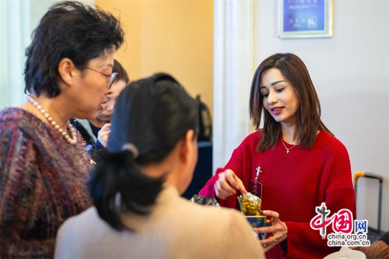 中外以茶为媒交融互鉴 打造茶文化“一带一路” 中外以茶为媒交融互鉴 打造茶文化“一带一路”