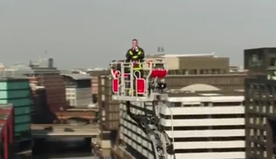 汉堡消防局用音乐为市民加油