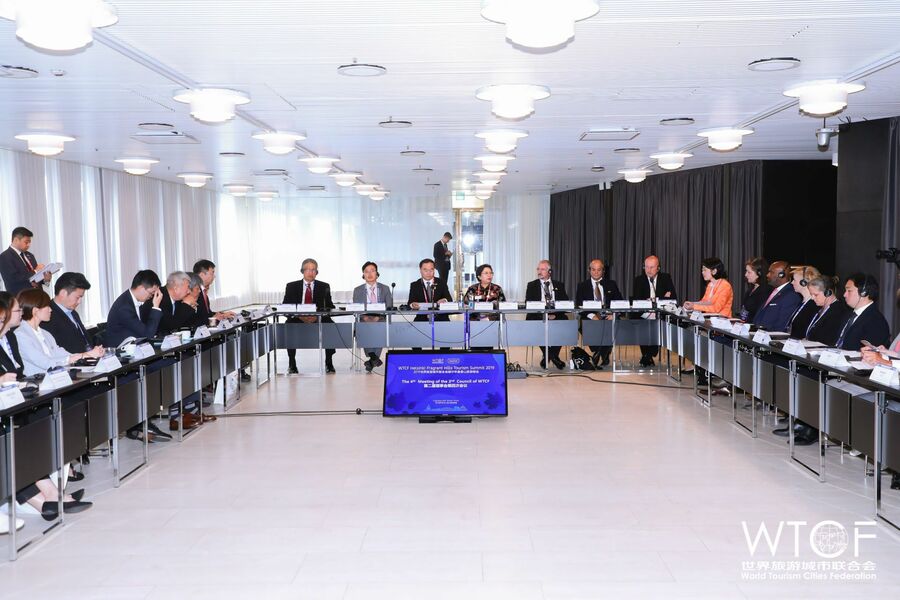 The 4th Meeting of the 2nd Council of WTCF 

				Album of Helsinki Fragrant Hills Tourism Summit			