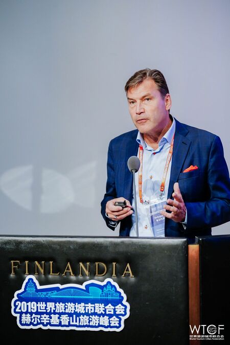 Mr. Paavo Viooinen, Executive Director Business Finland, Head of Visit Finland Panelists

				Album of Helsinki Fragrant Hills Tourism Summit			