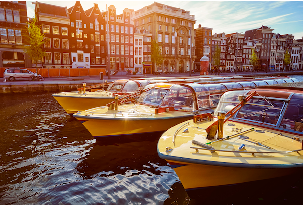 Amsterdam：Feel the Charm of Summer on a Camping Trip in Europe_fororder_阿姆斯特丹1