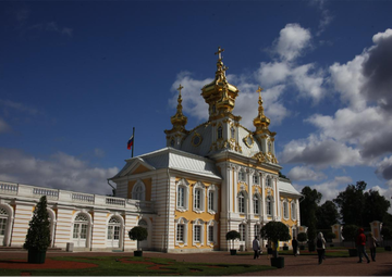 St. Petersburg: Spend your Summertime in the  "Venice of the North"_fororder_222