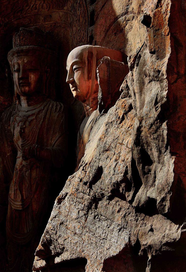 National Geographic Lists Longmen Grottoes in Luoyang in Its Top Destinations for 2023_fororder_小弟子阿难雕像 曾宪平 摄
