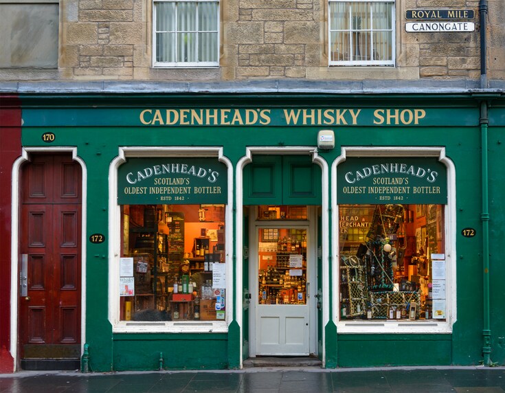Whisky in Edinburgh: Water of Life_fororder_QJ8836664419