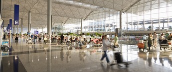 Generation T Leading the Charge for Overseas Travel in 2024_fororder_QJ6953807339