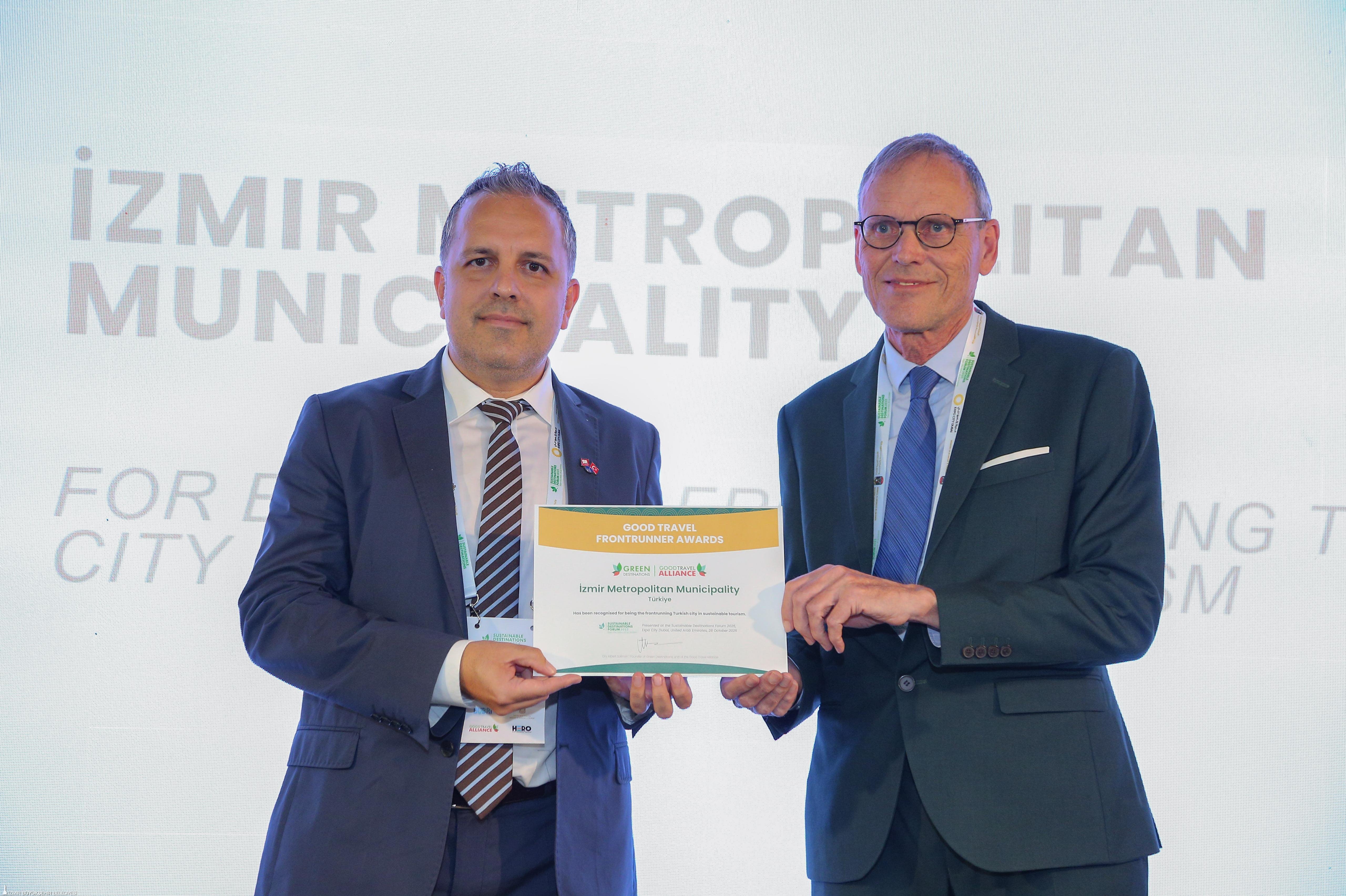 İzmir Metropolitan Municipality Receives “Good Travel Frontrunner Award”_fororder_foto_1