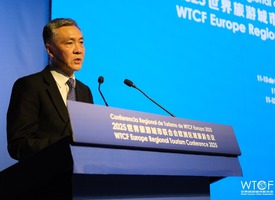 Speech by Mr. He Yong, Minister-Counsellor of Chinese Embassy in Spain_fororder_2_1600_3000_gif
